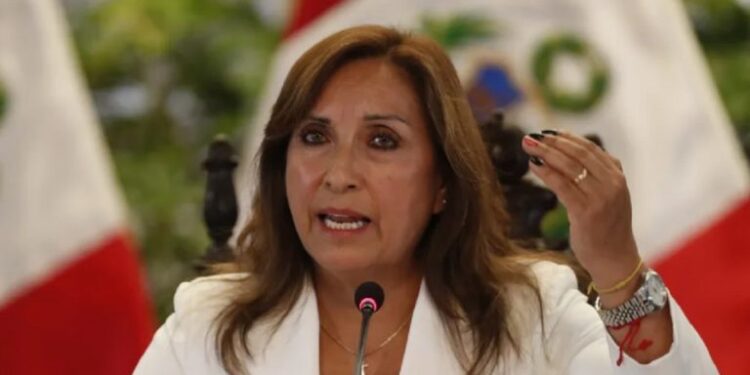 Boluarte solicitó al Congreso poder salir de Perú por primera vez como mandataria