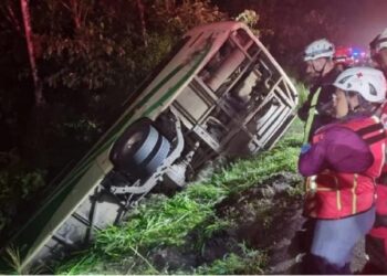 En Costa Rica: al menos 29 heridos en accidente de autobús que transportaba a migrantes venezolanos