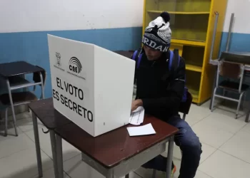 Consejo Nacional Electoral del Ecuador reporta “absoluta normalidad” en primeras horas del proceso