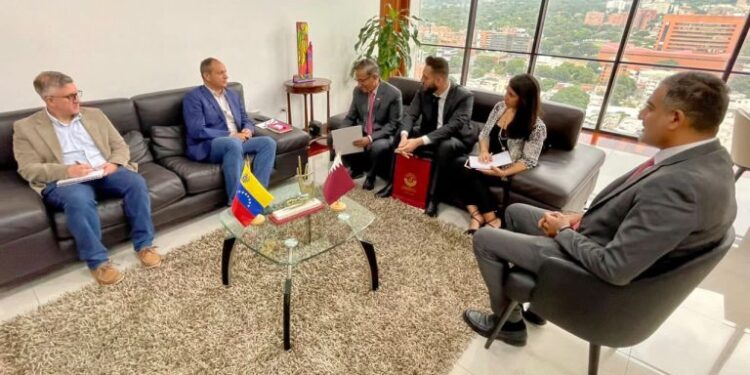 Venezuela y Catar buscan potenciar la cooperación bilateral en materia de transporte