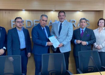 Diputados de la Comisión de Diálogo del Parlamento se reunieron con nueva directiva de Fedecámaras