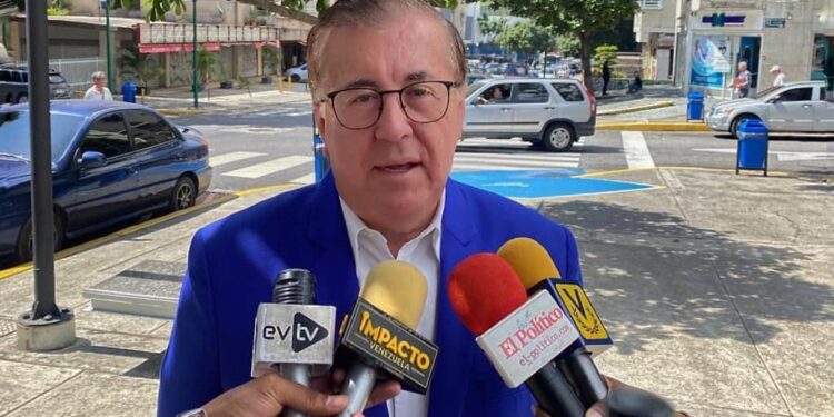 Pérez Vivas responde a acuerdo de la Plataforma Unitaria: «Nadie es dueño de la representación democrática»