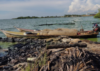 Pescadores se suman al plan de limpieza del Lago de Maracaibo