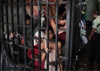 Trabajo de la agencia de noticias EFE: Repetición de juicios, la táctica para retrasar la justicia