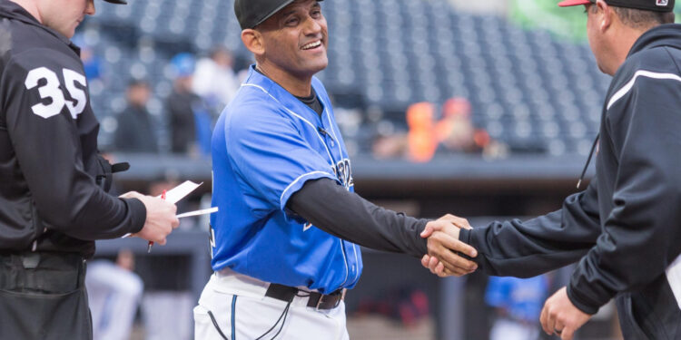 Magallanes completó staff técnico con Rouglas Odor