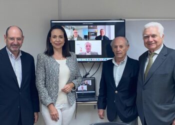 María Corina Machado: «vamos a construir una Venezuela energética”