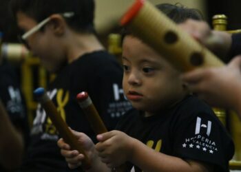 Niños con Síndrome de Down participan en programa de formación musical de la Sinfónica de Carabobo