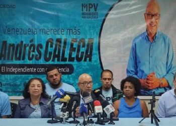 Andrés Caleca propone solicitar préstamos al FMI y el Banco Mundial