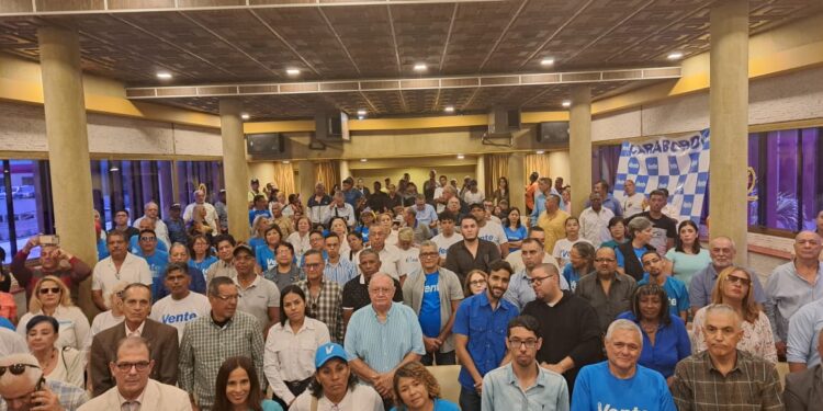 Juramentado Comando de Campaña de María Corina Machado en Carabobo