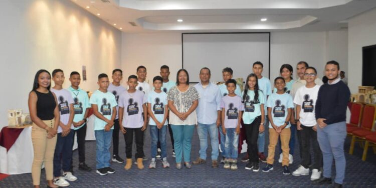 Inauguran la primera Exposición de Piezas Artísticas para Pesebres diseñadas por jóvenes de zonas vulnerables de Naguanagua