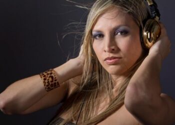 Diana Camayo presenta su primer mini álbum