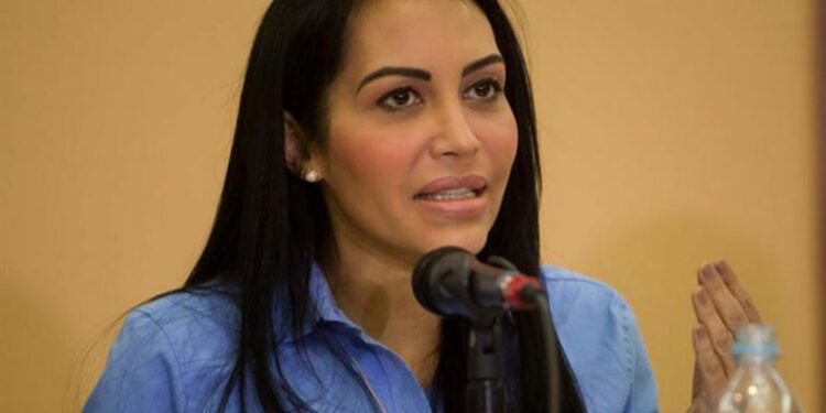 Delsa Solórzano llama a vencer al chavismo en las urnas electorales