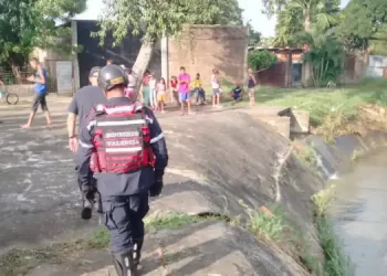Adulto mayor cayó a canal de aguas en Las Parcelas del Socorro; sigue desaparecido