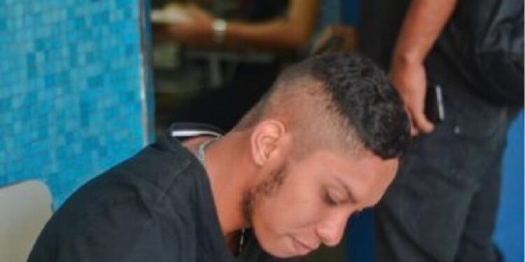 Tribunal privó de libertad a Jonh Álvarez, estudiante de Antropología en la UCV