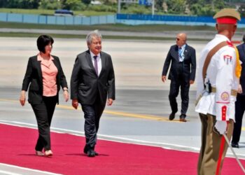 El secretario general de Naciones Unidas llega a Cuba para la cumbre del G77+China