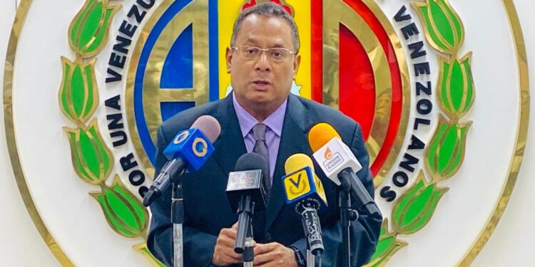 Diputado Ronderos denuncia colapso de servicios públicos y del sistema sanitario de Nueva Esparta