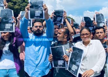 Estudiantes de la UCV y familiares de Jhon Álvarez exigen su liberación inmediata