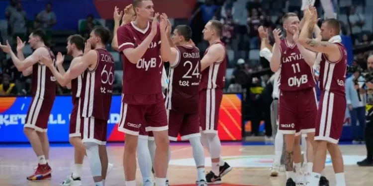 Mundial de las sorpresas tiene cuartos de infarto