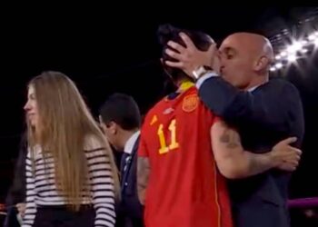 Rubiales obligado a renunciar como presidente de la Federación Española de Fútbol