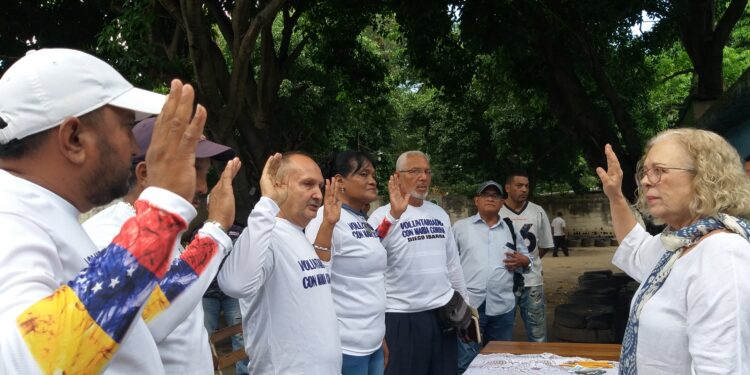 Juramentada estructura del Voluntariado por María Corina Machado en Mariara