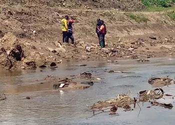 Hallan sin vida a adulto mayor que había sido arrastrado por un canal en Las Parcelas del Socorro