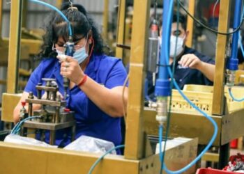 Participación del sector privado ayudaría a mejorar calidad, cantidad y continuidad de los servicios públicos