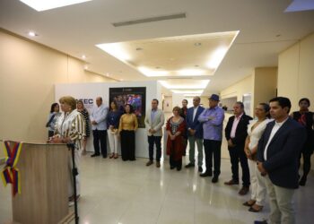 Inaugurada la exposición «Sueños de lo Cotidiano» de Yudelsy Márquez y Belkis Granada en Hesperia WTC Valencia