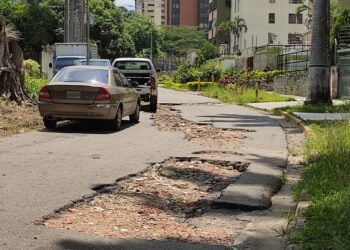Eduardo Noguera pide mejorar los servicios públicos en la urbanización Lomas del Este