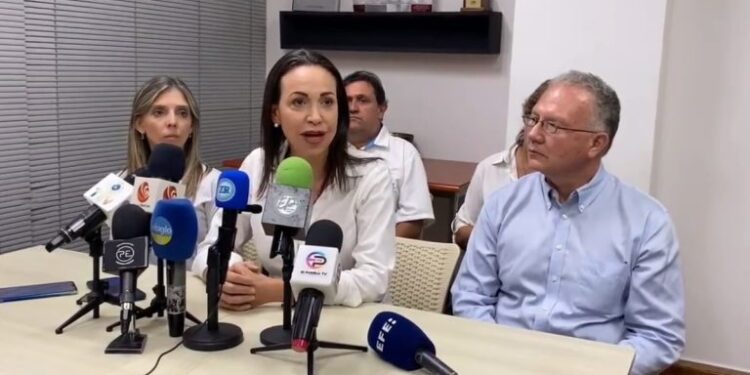 María Corina Machado: «La fecha de las primarias no se puede cambiar»
