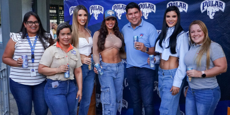 Chicas Polar compartieron y brindaron con consumidores y clientes de Valencia y Maracay
