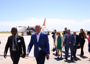 Delegación oficialista llegó a Barbados para retomar diálogo con la oposición venezolana