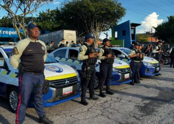 Alcalde León Jurado reactivó Brigada Ciclística y entregó tres radiopatrullas a Policía de San Diego