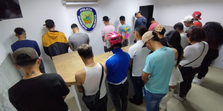 Policía de Valencia detuvo a 21 personas durante las denominadas «Rodadas del Terror»