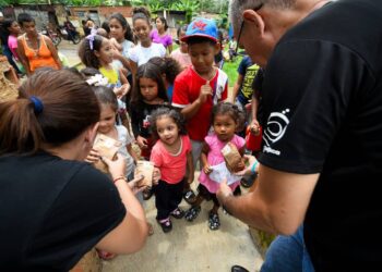 Mega Arepazo superó el récord con 68.816 arepas repartidas en Carabobo