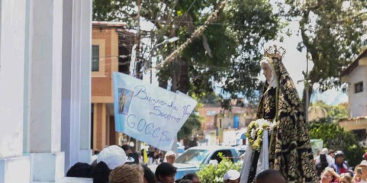 Imagen peregrina de Nuestra Señora del Socorro visitó el occidente de Carabobo
