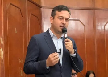 Diputado Molina pidió a la plenaria del CLEC respetar el derecho que tienen los venezolanos a elegir libremente a sus candidatos