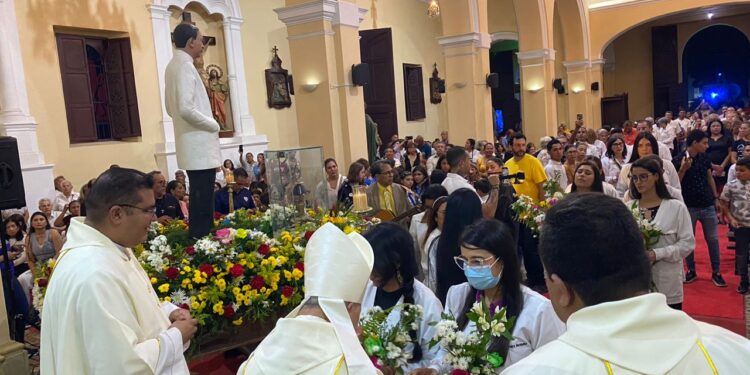 Carabobeños celebraron el 159 aniversario del nacimiento del Beato José Gregorio Hernández, «médico de los pobres»