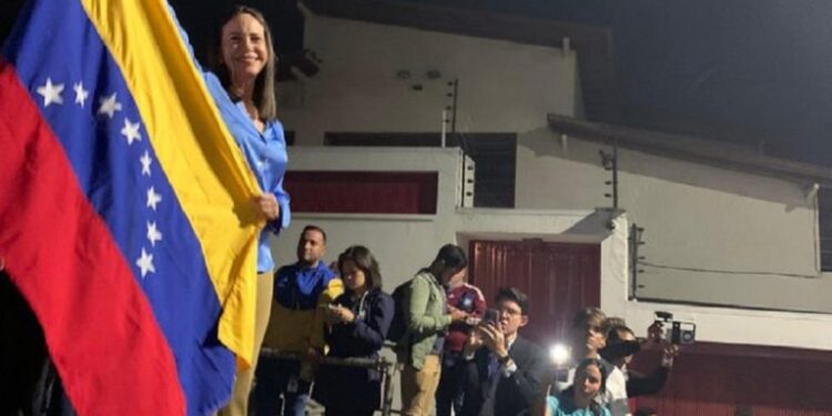 María Corina Machado acumula un millón 473 mil 105 votos con el 64,80 % de las actas escrutadas