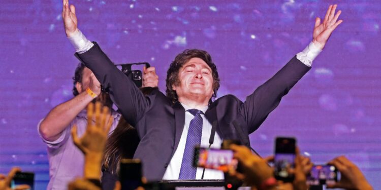 Con más de 96 % de las mesas escrutadas: Milei ganó la Presidencia de Argentina