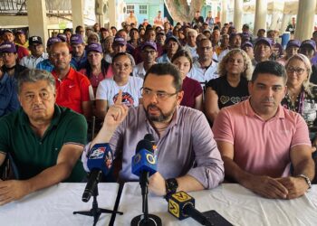 Ecarri: Vamos a sacar a los guyaneses que intentan robarnos el Esequibo