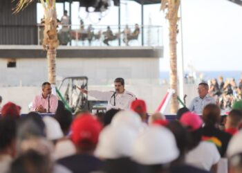 Maduro: «Venezuela está en unión nacional para recuperar el Esequibo»