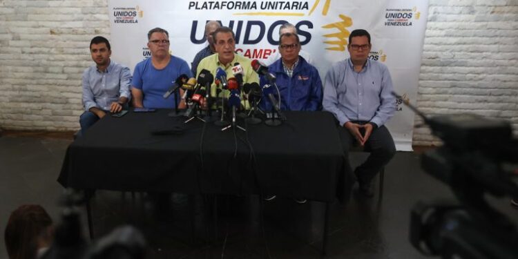 Plataforma Unitaria ratifica validez de las primarias y desmiente a Maduro acerca de supuesta campaña contra el Esequibo