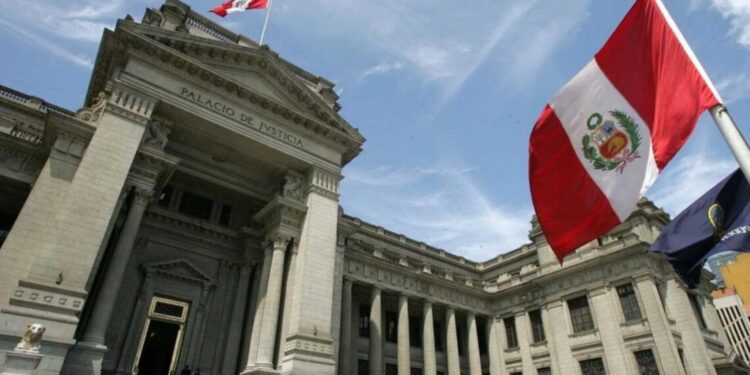 Gobierno venezolano denuncia que el gobierno de Perú se niega a cargar combustible al avión de la Vinotinto