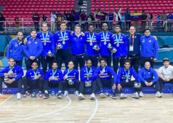 Selección venezolana de Baloncesto obtuvo la medalla de plata en Santiago