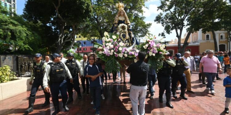 Concluyeron fiestas de Virgen del Socorro con Misa Criolla en la plaza Bolívar