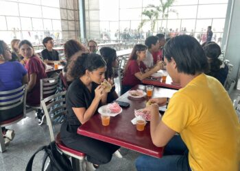 Con Gran Arepazo se celebró Día del Estudiante Universitario en la UC