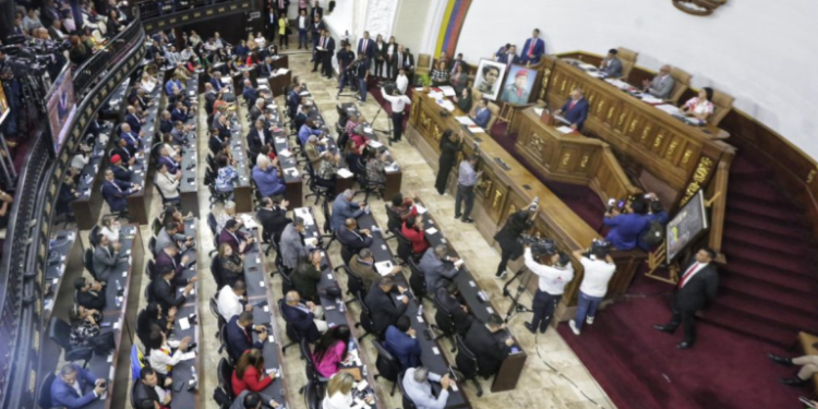 Gobierno venezolano destinará 622 millones de euros en acciones cerca del Esequibo