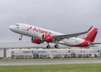 Avianca volverá a operar en febrero la ruta Bogotá-Caracas