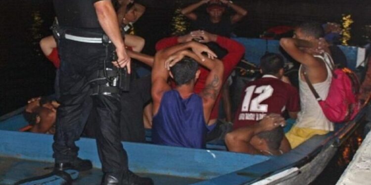 Gobierno de Aruba a los balseros venezolanos: Serán interceptados en el mar, detenidos y no recibirán asilo