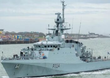 Gobierno venezolano ve como una «amenaza» la llegada de un buque de guerra británico a Guyana